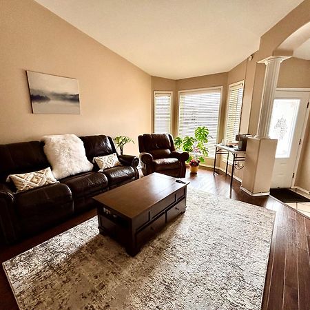 Saskatoon Lashyn Cove Homestay Luaran gambar