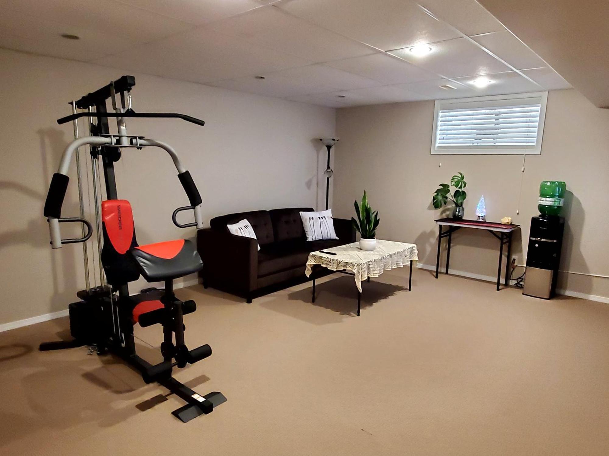 Saskatoon Lashyn Cove Homestay Luaran gambar